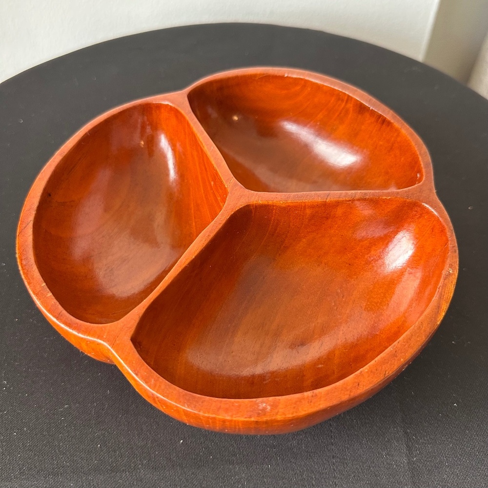 Vintage Mid-Century Teak 3-Section Divided Wooden Snack Bowl – 8" Diameter